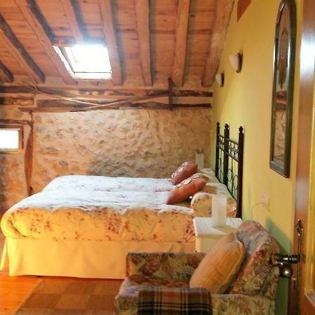 Casa Rural Calle Real Bed and Breakfast Torremocha de Ayllón Exterior foto
