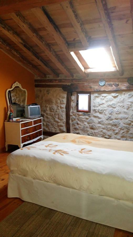 Casa Rural Calle Real Bed and Breakfast Torremocha de Ayllón Exterior foto