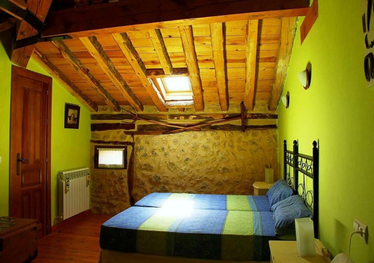 Casa Rural Calle Real Bed and Breakfast Torremocha de Ayllón Exterior foto